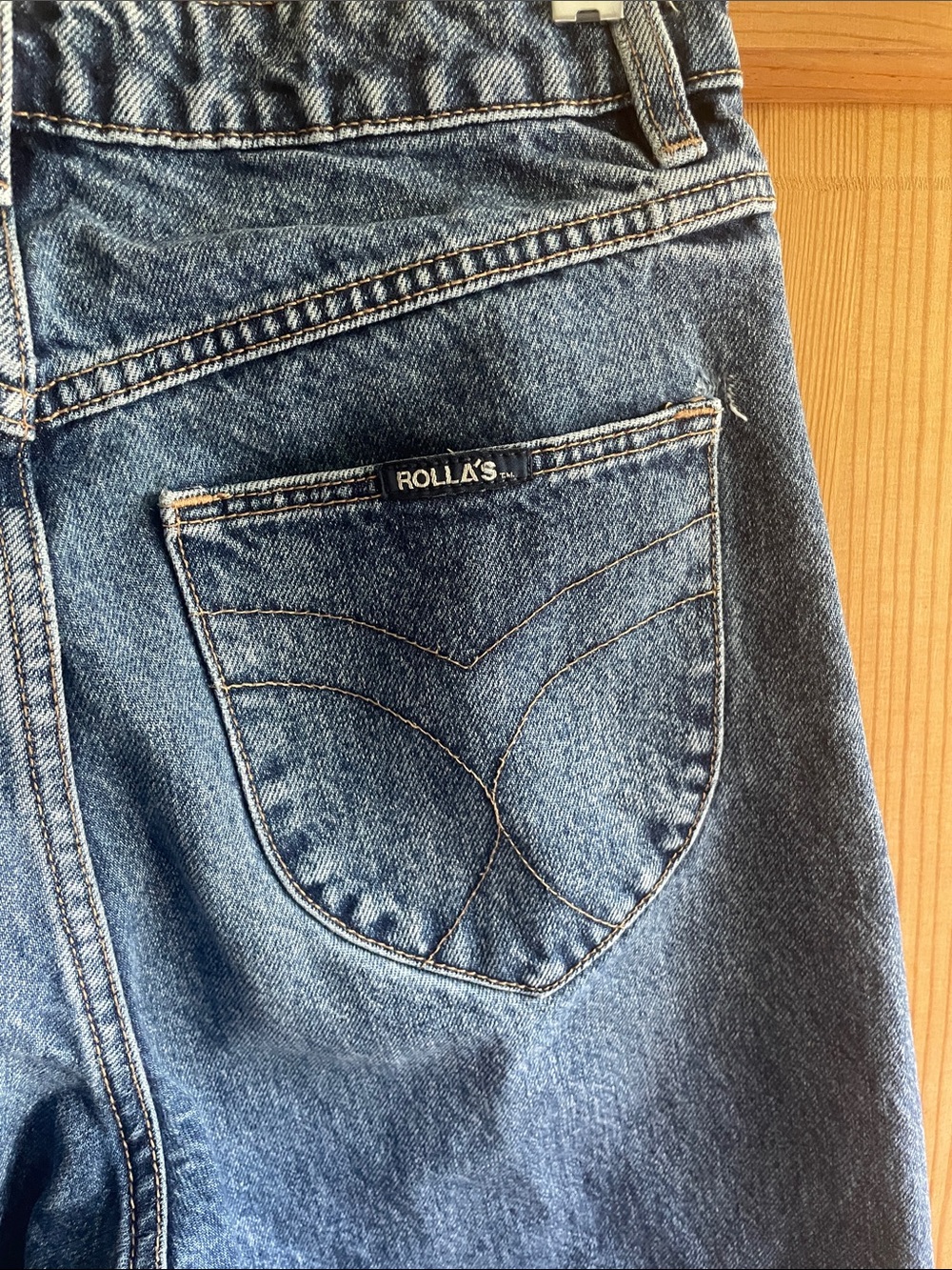 Rollas Classic Wide-Leg Heidi Ankle Jeans in Dark Blue - Picture 8 of 8
